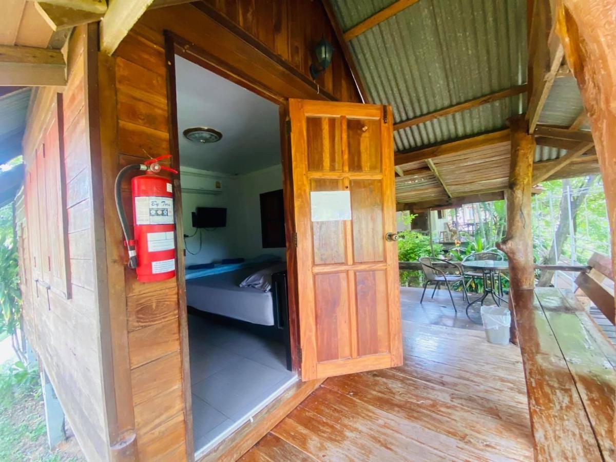 Moon River Resort Phimai Bagian luar foto