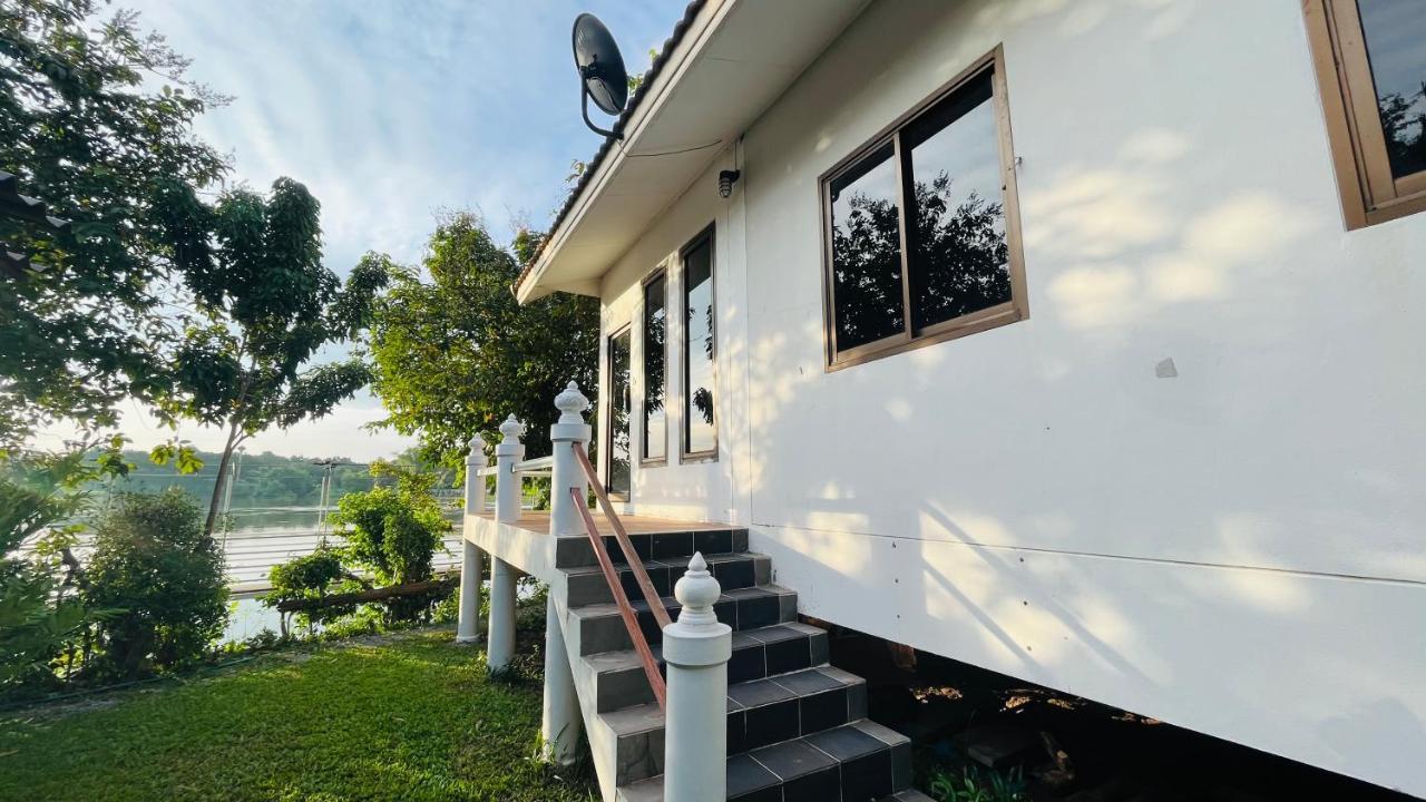 Moon River Resort Phimai Bagian luar foto