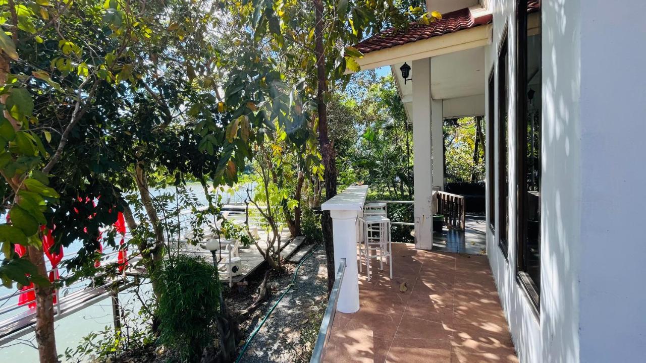 Moon River Resort Phimai Bagian luar foto